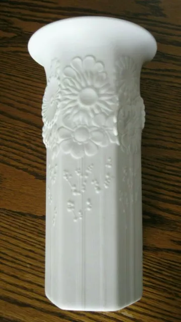 Vintage AK KAISER White Bisque Hexagon Vase Floral Designed # 490/22 W. Germany