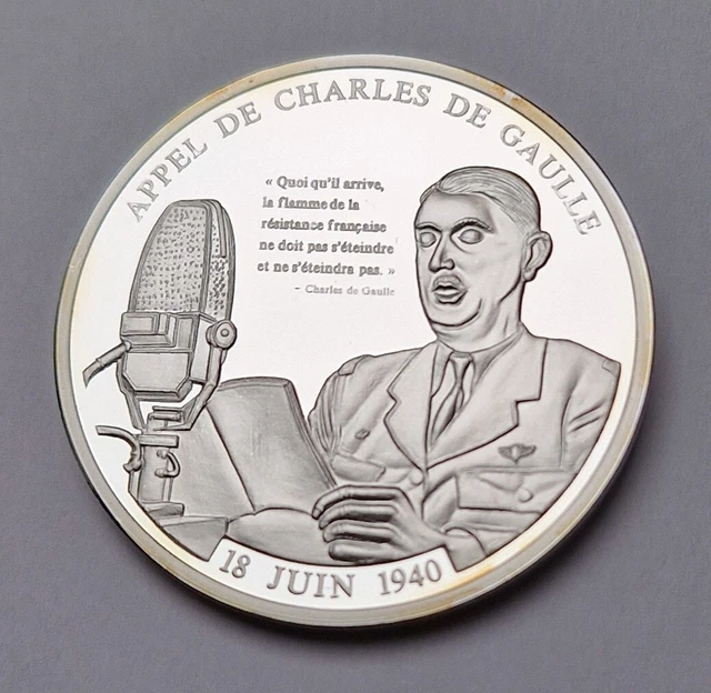 Médaille Commémorative En Bronze Charles De Gaulle – Appel Du 18 Juin 1940 – Lot 156