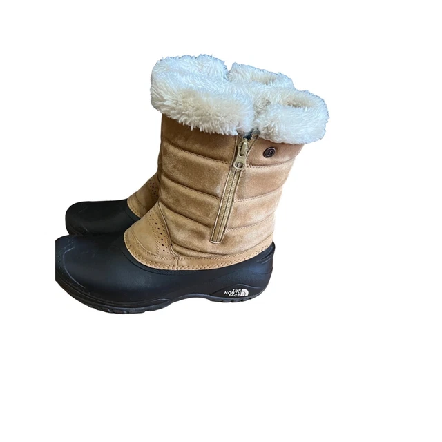 READY The North Face Women’s Winter Boots Size 10 rubber soles