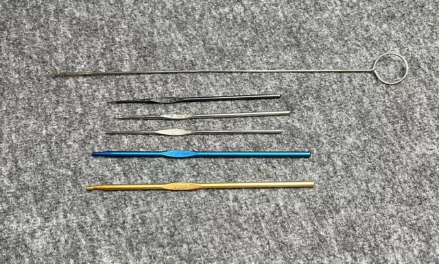 Lot of 5 Vintage Steel Boye Crochet Hooks With Sewing Loop Turner Hook
