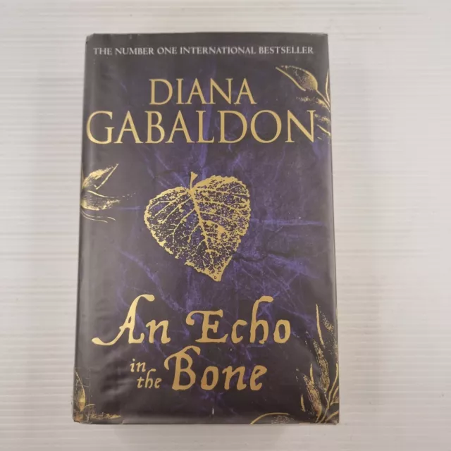 Libro An Echo in the Bone (Outlander) (en Inglés) De Diana Gabaldon -  Buscalibre