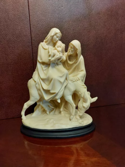 Vintage Holy Family Marble Sculpture Made In Italy Excellent Condition