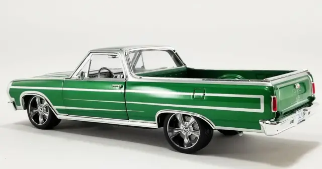1:18 scale 1965 Chevrolet El Camino - Southern Kings Customs - A1805415