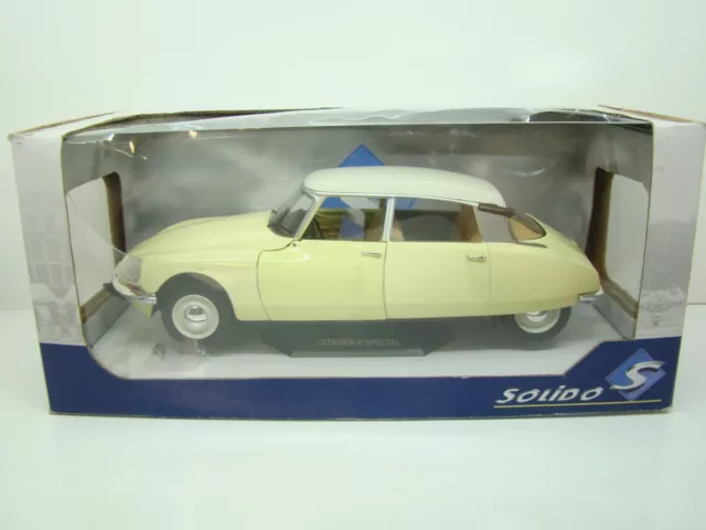 Solido - 1/18 - Citroen Ds Special De 1972 - Jaune Panama - Boite - N° S1800704