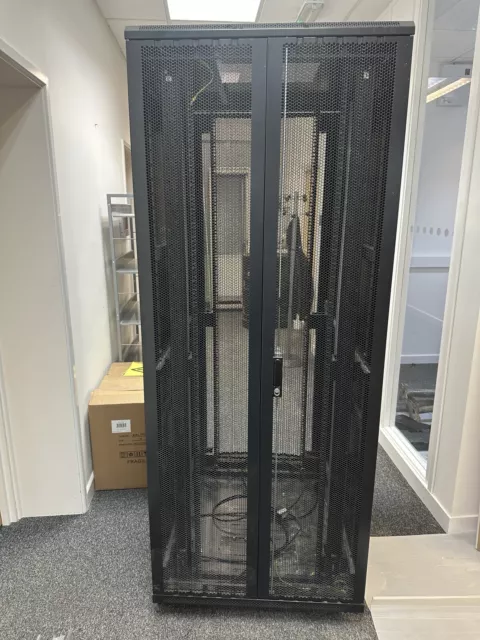 Server Rack Cabinet 42U