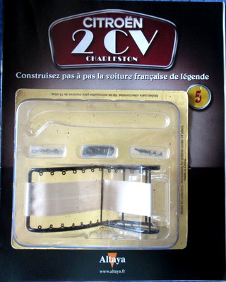 Citroën 2CV Charleston ALTAYA 1/8 N°5