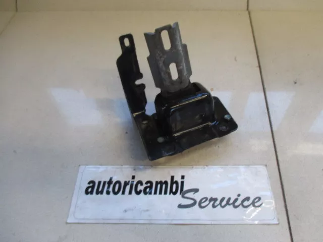 Supporto Motore Citroen C3 Pluriel 1.4 D 2P 5M 50Kw (2006) Ricambio Usato