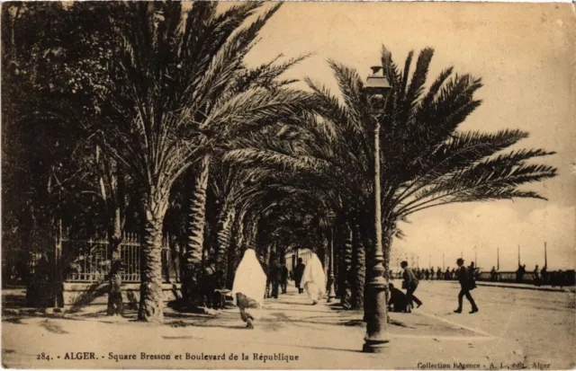 CPA AK ALGERIA ALGER Square Bresson et Boulevard de la Republique (1188439)