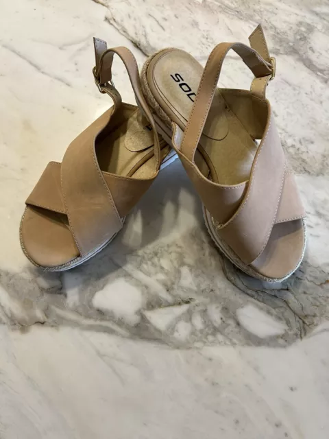 SODA Nude Platform Sandals White Bottom Size 7