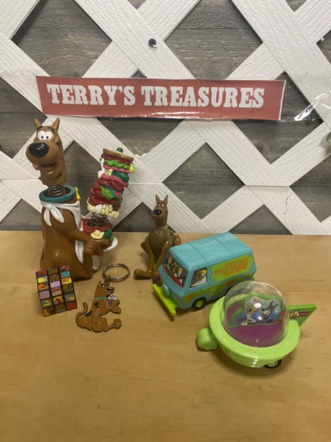 Vintage Scooby-Doo/Jetsons Lot- Scooby Bobble Head, Keychain, Scooby Cube, Etc.