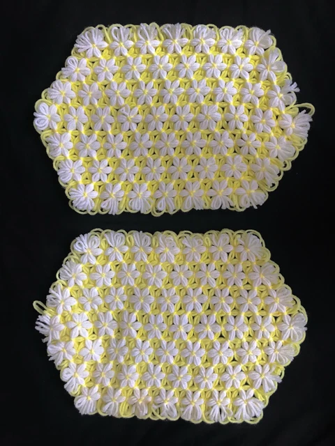 Vintage Handmade PLACEMATS Hexagon Loom Flowers Daisy Yellow 2 Piece Set Vintage Handmade PLACEMATS Hexagon Loom Flowers Daisy Yellow 2 Piece Set