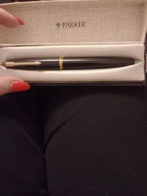 Parker Fountain Pen - Excellent condition