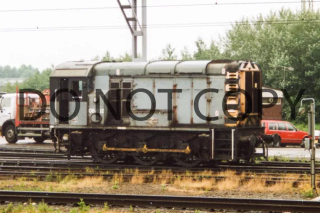 Uk Diesel Train Railway Photograph Of Class 08 08402 Loco. Rm08-69