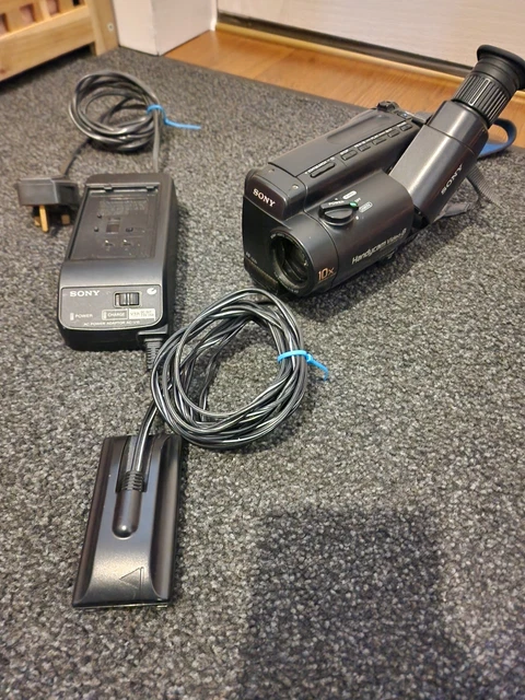 CAMESCOPE SONY HANDYCAM VIDEO 8mm CCD-F500E En panne EUR 55,00 - FR