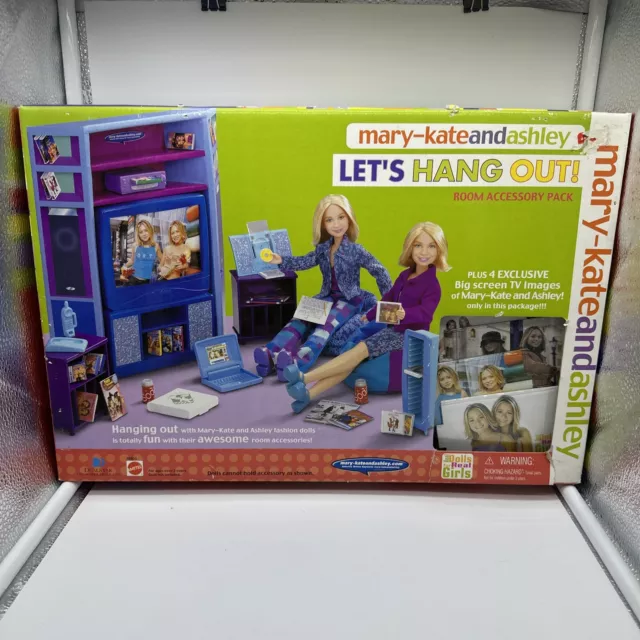 Mary-Kate & Ashley Olsen Let’s Hang Out! Bedroom And Room Accessory Pack