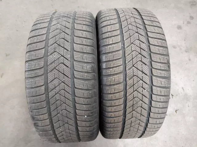 2x 275/40 R20 106V Pirelli Winter Sottozero 3 * rsc - 6,0mm Restprofil