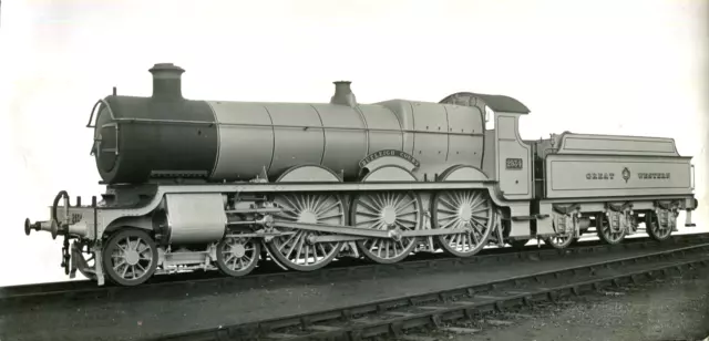 Official Photo GWR Saint Class 4-6-0 No 2934 BUTLEIGH COURT.