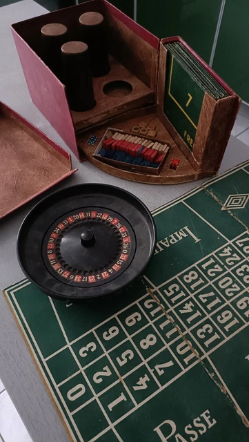 ANCIENNE BOITE DE jeux vide EUR 20,00 - FR