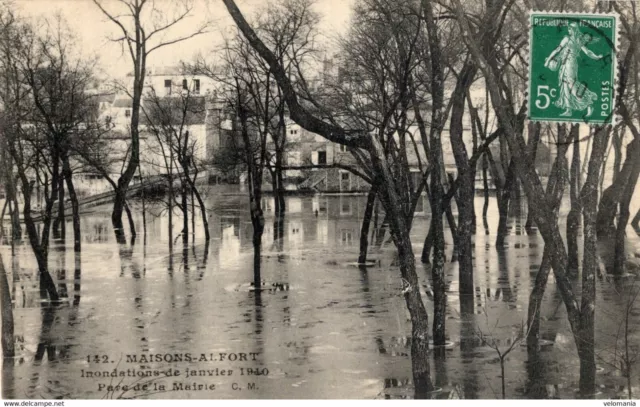 8161 cpa 94 Maisons Alfort - 1910 floods - Town Hall Park