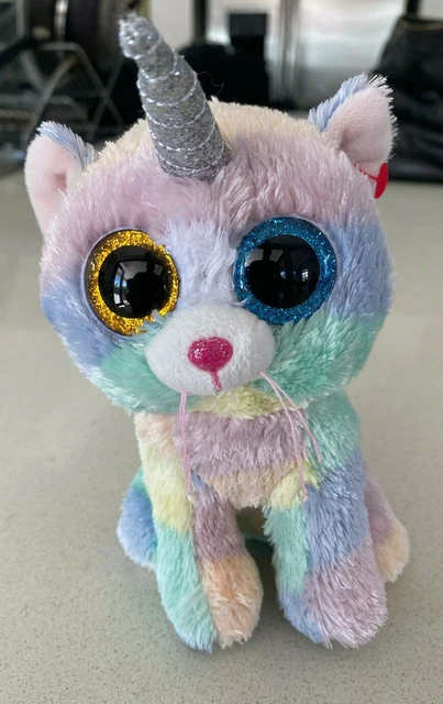 Heather the unicorn cat top