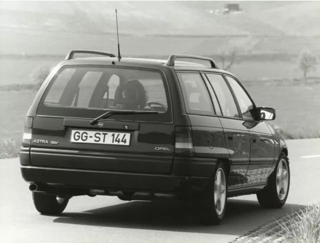 Opel Astra Caravan 16V Pressefoto 6 1993 21,5x16,5 cm press photo Foto