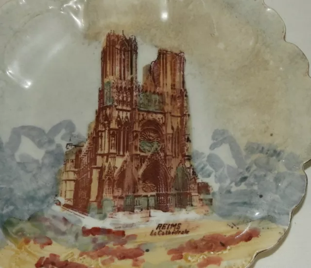 B2} Petite assiette ancienne Porcelaine de Limoges décor Cathédrale de Reims 2