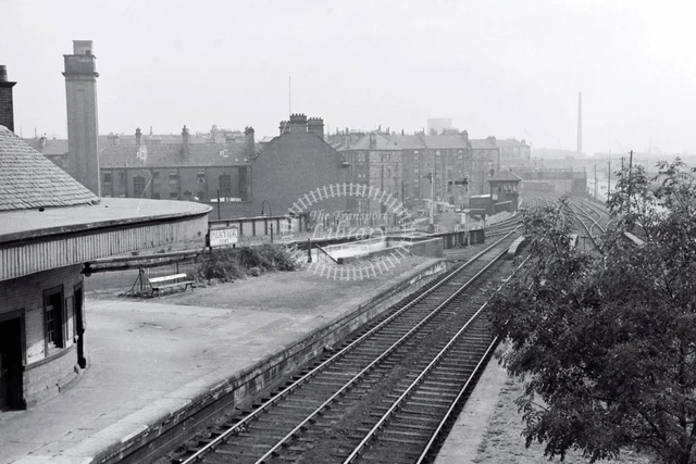 PHOTO BR British Railways Station Scene - PARTICK WEST 1964 7