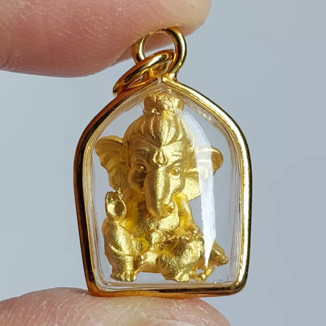 Golden Ganesh Lord of Success Hindu God Gold Thai Amulet Pendant