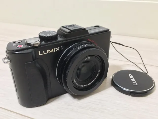 Panasonic Lumix Dmc-Lx5-K Digital Camera Black 1010 Megapixel Optical 3.8