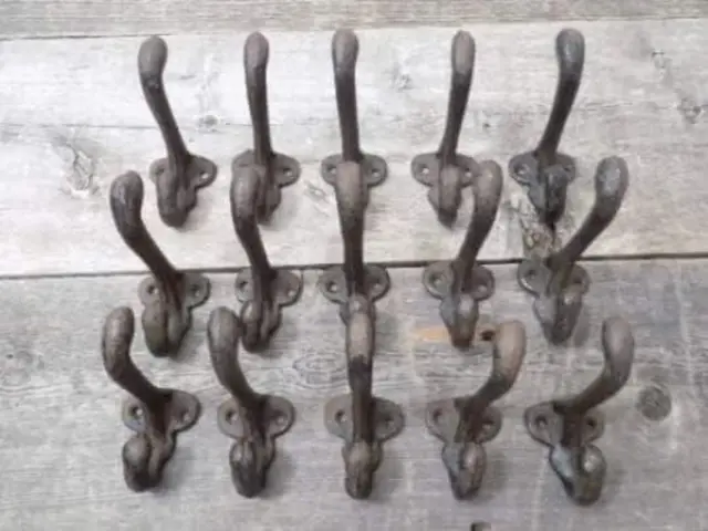 15 Rustic CAST Iron Acorn Hooks Rust 3 1/4" Long Hook Coat HAT Wall Hook LOT