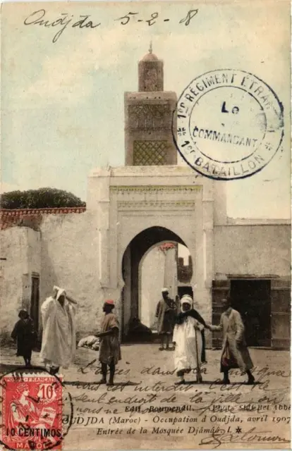 CPA AK OUDJDA Occupation d Oudjda Entrée de la Mosquée MAROC (720093)