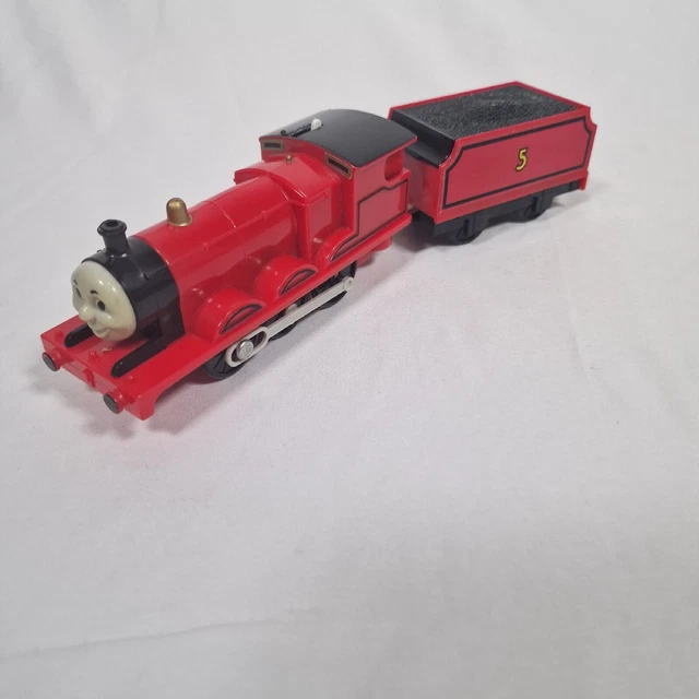 1994 TOMY TRACKMASTER Thomas the Tank Engine battery train James
