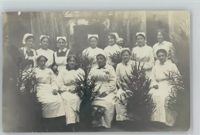 11001366 - Weihnachten Krankenschwestern - Foto AK WK I Rotes Kreuz