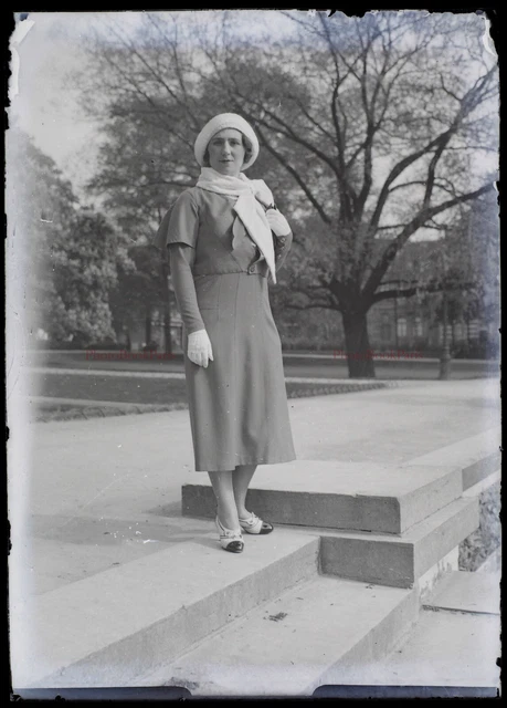 Femme Mode c1930 Photo NEGATIVE Plaque de verre Stereo Vintage V31L13n16