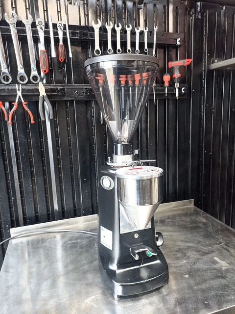 Image of Bunn GVH-1 Coffee Brewer on eBay website
