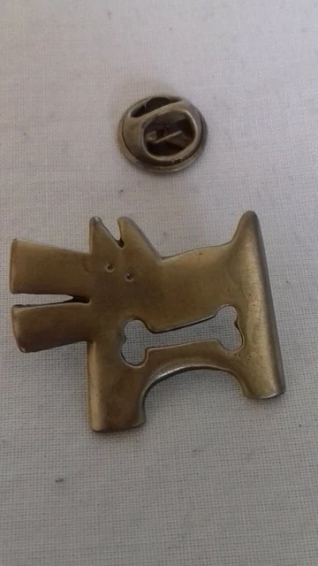 Broche (Pin's) Fée En Métal Doré - Neuf Sans Emballage - Épinglette Décorative