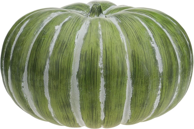 pezzi di zucche artificiali autunnali assortite con pennello dorato