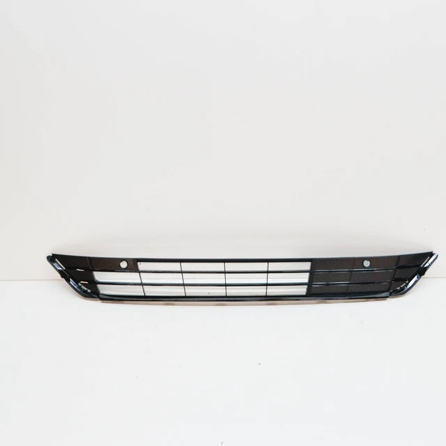 FORD MONDEO MK5 Front Bumper Lower Grille JS7B 17K945 XD5UAW 2374706 ford-mondeo-mk5-front-bumper-lower-grille-js7b-17k945-xd5uaw-2374706