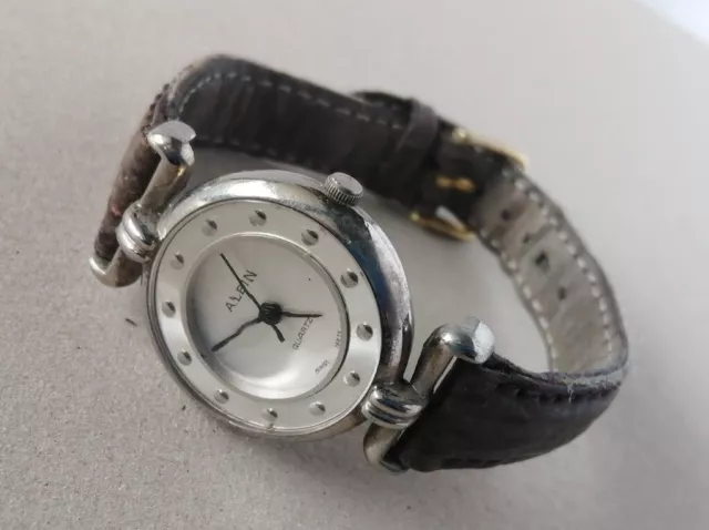 Montre Femme ALBIN Modèle Classique Cuir Quartz Watch Testée