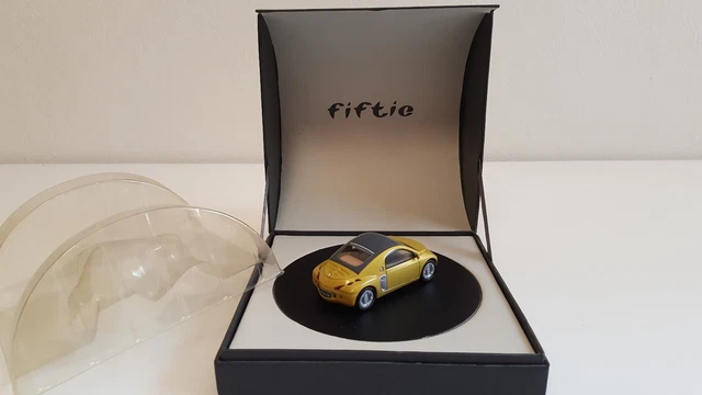 NOREV COFFRET RENAULT CONCEPT CAR FLUENCE 2004 au 1/43