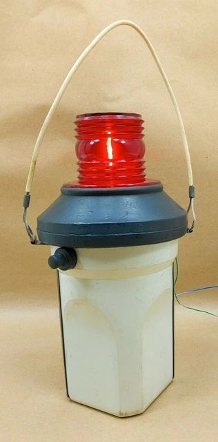 Guest & ACR Anchor lights Red Light (BA-9S-6V) Model No.461 Maritime