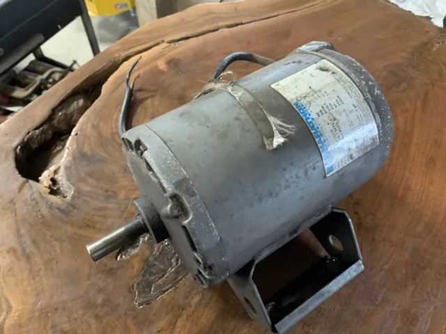 ammco 4000 1hp motor. Runs, But Selling For Parts Or Rebuild. Noisy Bearing