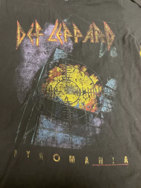 DEF LEPPARD OFFICIALLY LICENSED GRAPHIC TEE T-SHIRT PYROMANIA Size S Live Nation 2