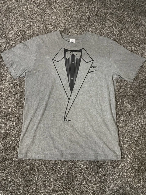 Off white x nike eagle tee hotsell