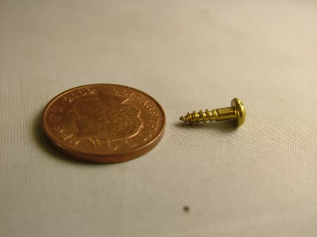 Small solid brass screws, pack of 20 No.3 x 3/8"(2.5 x 10mm) round head slotted