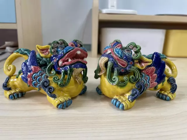 China Taiwan Koji pottery WuCai Porcelain brave troops Fu Foo Dogs Lion A Pair 2