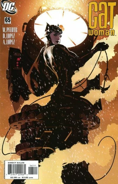 CATWOMAN (Vol. 3) #65 VF/NM, Adam Hughes cover, DC Comics 2007 Stock Image