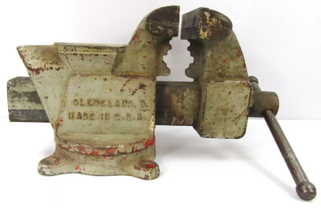 Columbian D44 Swivel Base Bench Vise 4” Jaw w/ Pipe Grips USA                 C6