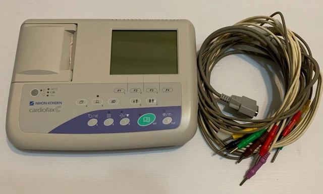 Nihon Kohden Cardiofax c Modello ECG-1150K con sonda a cavo .