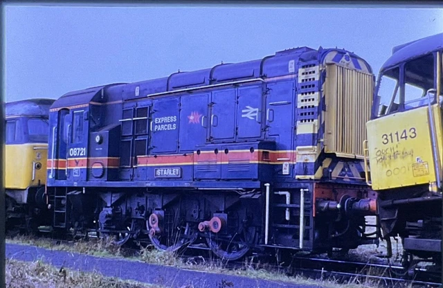 CLASS 08 Train 35mm Colour Slide 08721-See note £2.99 - PicClick UK
